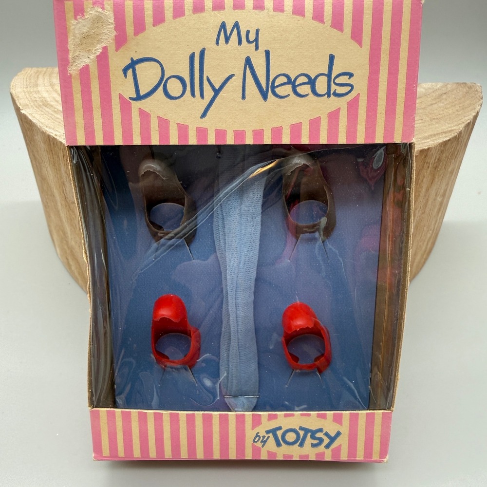 Vintage Totsy My Dolly Needs Doll Accessories Shoes Stockings Red Gray Blue NIB